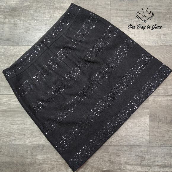 Loft Sequin Accent Wool Blend Mini Skirt Size 10 - Picture 5 of 5